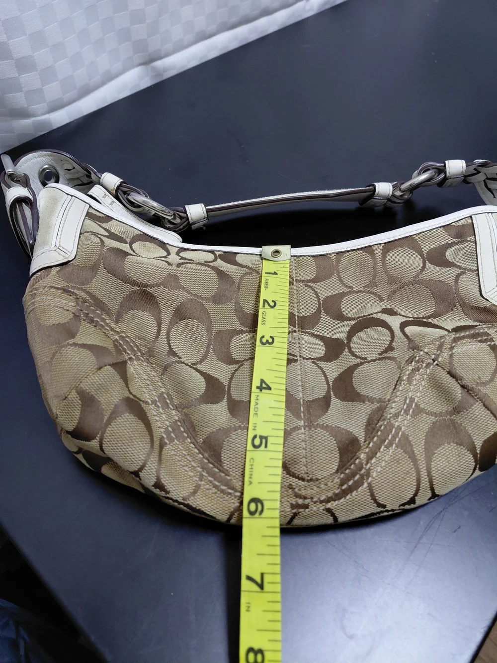 Coach classic signature